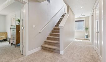 8168 SW 174TH Ter, Beaverton, OR 97007