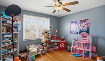 16 Brown St, North Providence, RI 02904