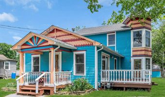 19 CENTER St, Barnegat, NJ 08005