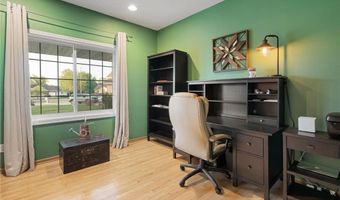 2703 10th Ave SW, Austin, MN 55912