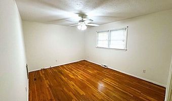 21 Eastwood Rd, Bridgeport, CT 06606
