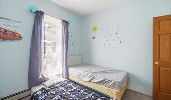 922 3rd Ave, Ackley, IA 50601