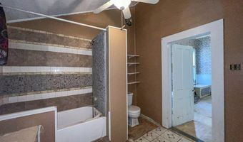 206 W Ave B, Alpine, TX 79830