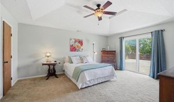17274 Kansas Ave, Basehor, KS 66012