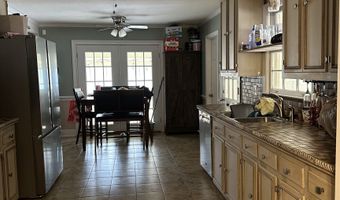 1804 Green Valley Ln, Albany, GA 31707