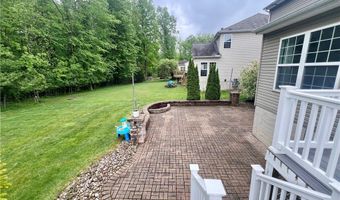 10523 Herrington Dr, Aurora, OH 44202