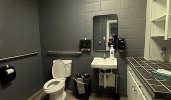 399 Hope St, Bristol, RI 02809