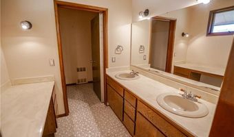 34155 Castlehaven Rd, Agua Dulce, CA 91390