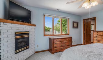 1209 S Jackson St, Auburn, IN 46706