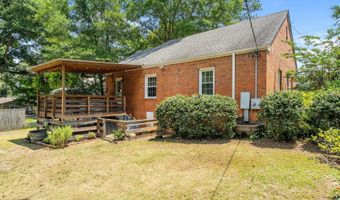805 N Chestnut St, Aberdeen, NC 28315