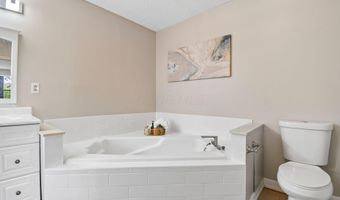 4150 Eagle Head Dr, Columbus, OH 43230