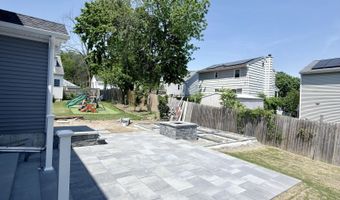 420 Greenwood St, Bridgeport, CT 06606