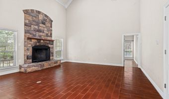 8000 Walnut Dr, Alvarado, TX 76009