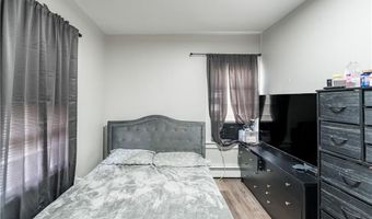 171 Lyon Ave, East Providence, RI 02914