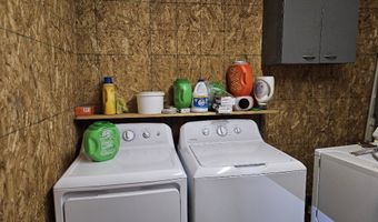 105 S Central Ave, Allerton, IA 50008