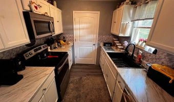 3212 County Rd 4251, De Kalb, TX 75559