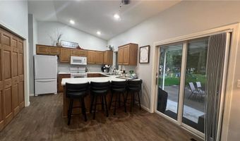 405 Sun Cir, Avon, MN 56310