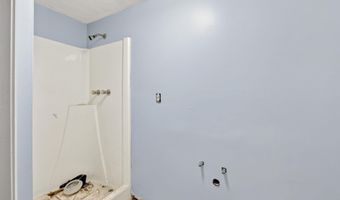 1064 Knollwood Acres Rd, Boiling Springs, SC 29316