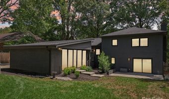 6038 Old Providence Rd, Charlotte, NC 28226