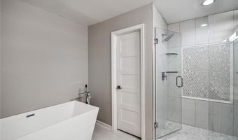 4176 Triple Creek Ct NE, Atlanta, GA 30319