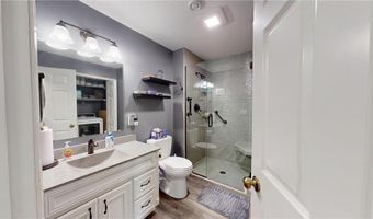 1987 Paradise Rd, Albert Lea, MN 56007
