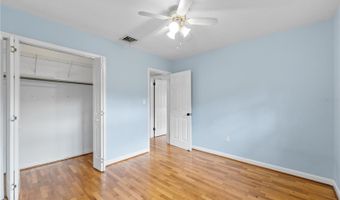 1437 KNOLLWOOD St, Orlando, FL 32804