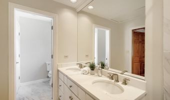 616 W Park St, Arlington Heights, IL 60005