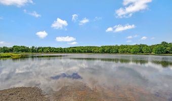 108 Tall Oak Rd, Albrightsville, PA 18210