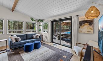 18943 Martingale Cir, Bend, OR 97703