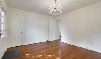 7000 EXETER Rd, Bethesda, MD 20814