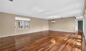 6 Teresa Dr, Bella Vista, AR 72715