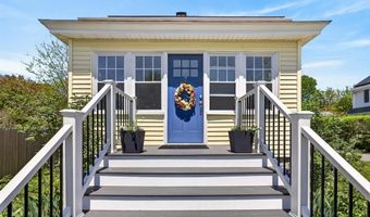 7 Verndale Cir, Bristol, RI 02809