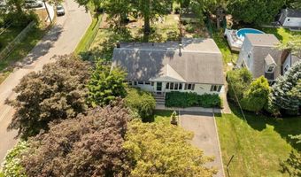 654 E Woodbridge Ave E, Avenel, NJ 07001