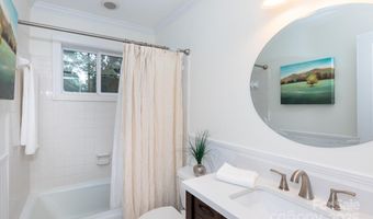 4601 Crooked Oak Ln, Charlotte, NC 28226