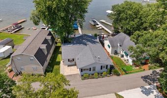 6731 Campau Lake Dr SE, Alto, MI 49302
