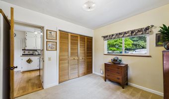 402 Tanglewood Rd, Arcata, CA 95521