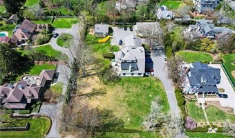 397 Gibbs Ave Ch, Newport, RI 02840