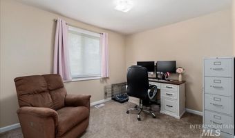 10560 W Fox Ridge Dr, Boise, ID 83709
