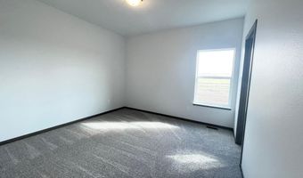 905 Bennington Dr, Box Elder, SD 57719