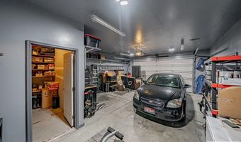 3696 E Silverwood Cir, Ammon, ID 83406
