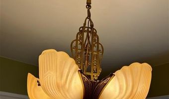 913 Sheridan Ave, Cody, WY 82414