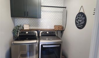 139 Frank Dr, Allen, PA 18067