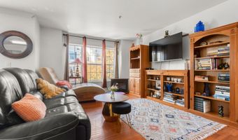 6 ELCO Ct, Bayonne, NJ 07002