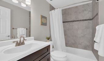 21178 WILDFLOWER Sq, Ashburn, VA 20147