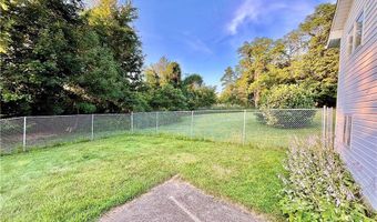 8238 Center Rd, Ashtabula, OH 44004