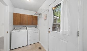 815 Sams Point Rd, Beaufort, SC 29907