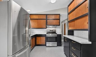 110 Mulberry Ln, Bartlesville, OK 74003