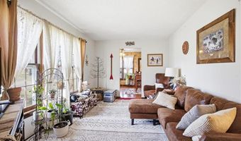 15116 Chestnut St, Basehor, KS 66007