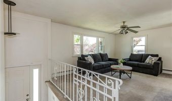 5 Standish Ave, North Providence, RI 02911