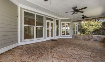 2004 Claudette Ct, Biloxi, MS 39531